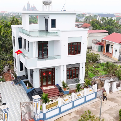 Thi công lắp đặt cửa nhôm kính cao cấp cho căn nhà 3 tầng Anh Điệp ở Hải Hậu, Nam Định