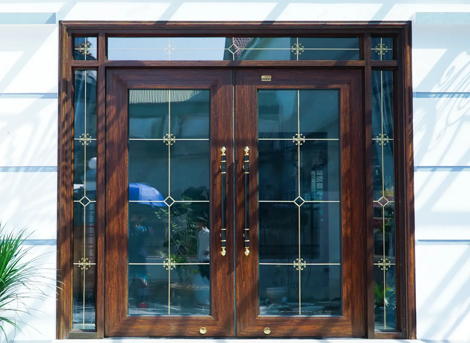Cửa Nhôm Thủy Lực Owin