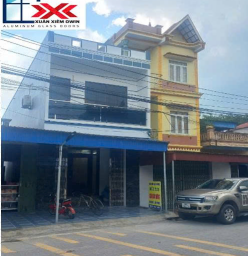 Thi công lắp đặt cửa nhôm kính cao cấp cho căn nhà 2 tầng nhà Anh Cần- Nam Trực-Nam Định. Nay thuộc Tỉnh Ninh Bình